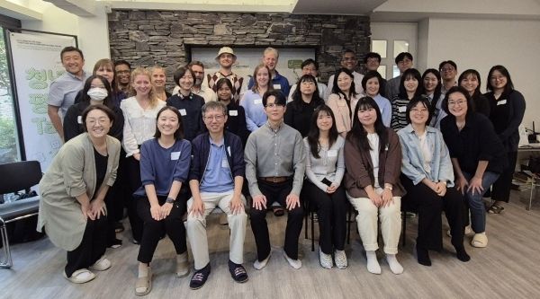 이건희 상임위원장은 국내외 다양한 정책·시민 네트워크와 교류하며 청년 권익 향상을 위한 실질적인 대안을 모색하고, 청년이 정책의 ‘대상’이 아닌 ‘점검자’로 서는 구조를 만들기 위한 활동을 이어가고 있다.ⓒ 국민의힘 청년당원협의회