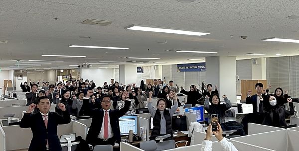 ⓒ(주)골드러시 세일즈 부띠끄