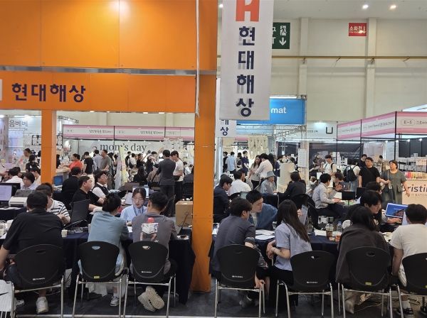 카라멜에셋 하이원지사는 페어와 박람회 참여를 통해 FC들이 현장에서 고객을 만나고 실무 경험을 쌓을 수 있는 영업 환경을 마련하고 있다. ⓒ 카라멜에셋 하이원지사