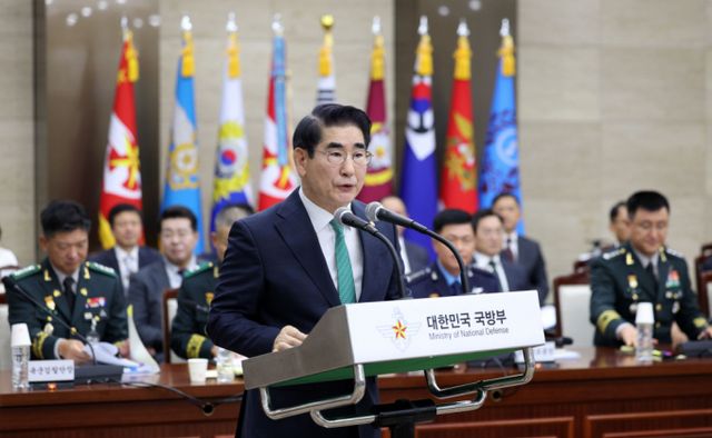 김용현 국방부장관이 북한이 남한 무인기가 평양에 침투했다고 주장한 것과 관련해 최초 "그런 적이 없다"고 했다가 곧 "확인해 줄 수 없다"라고 입장을 바꿨다. /사진=뉴시스 