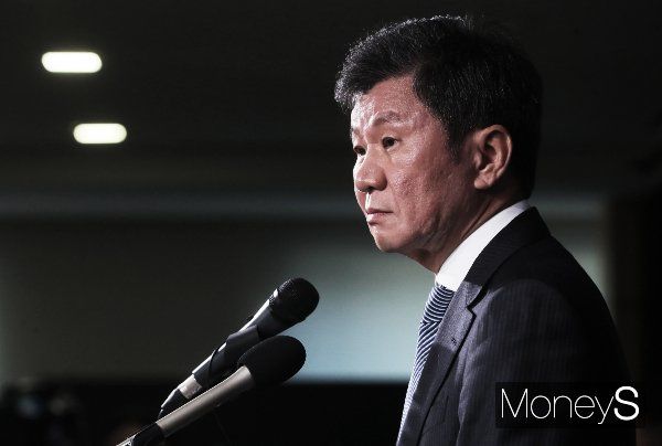 정몽규 대한축구협회장이 오는 22일 열릴 국회 문화체육관광위원회 체육 분야 국정감사에 증인으로 참석하지 않을 예정이다. 사진은 정 회장의 모습. /사진=임한별 기자