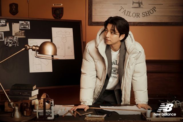글로벌 스포츠 브랜드 뉴발란스가 새로운 앰버서더로 배우 공유를 발탁하고 첫 캠페인 '품격 있는 겨울을 담다, 뉴발란스 플라잉 다운'을 진행한다. /사진=뉴발란스