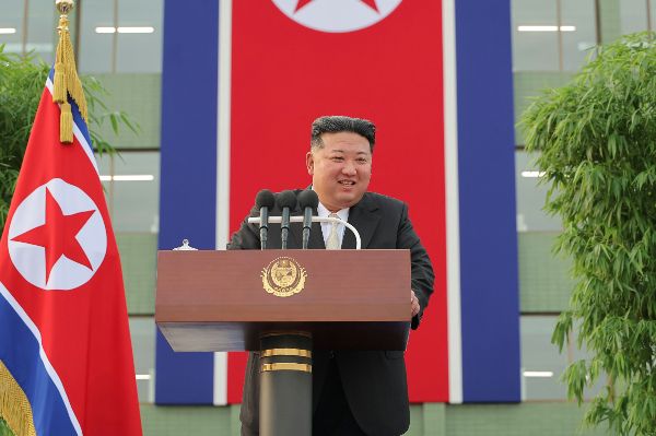 국방부는 북한이 러시아로 군부대를 파병하며 군사 부문 첨단기술을 제공받을 수 있다고 분석했다. 사진은 김정은 북한 국무위원장의 모습. /사진=뉴스1(노동신문)