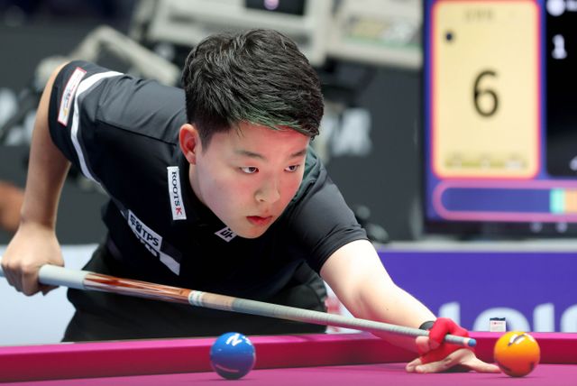 김영원과 부라크 하샤시가 128강의 벽을 넘지 못했다. 사진은 지난 23일 경기 고양 킨텍스 PBA스타디움에서 열린 휴온스 PBA-LPBA 챔피언십 PBA 128강 경기에 나선 김영원의 모습. /사진=프로당구협회 제공