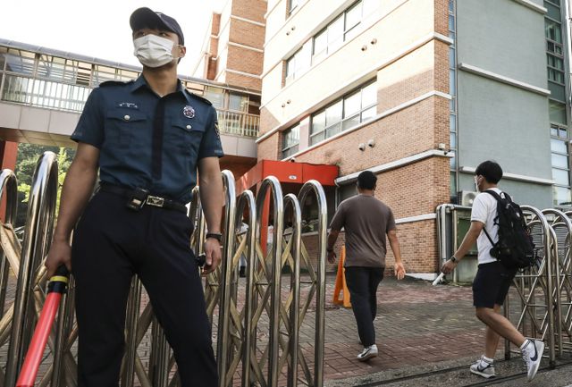 해양경찰공무원 채용 필기시험 응시생들이 출제 오류를 제기하며 반발하고 있다. 사진은 2022년도 제2차 경찰공무원 공개경쟁채용 필기시험장 모습. /사진=뉴시스