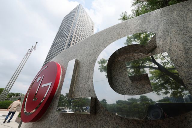 LG전자의 3분기 매출이 역대 최대를 기록한 반면 영업이익은 21% 줄었다. / 사진=뉴스1 신웅수 기자 /사진=(서울=뉴스1) 신웅수 기자