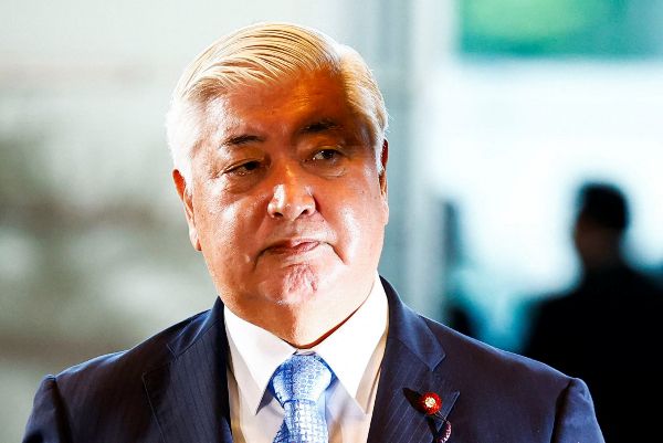 일본 정부가 북한군 러시아 파병설에 힘을 보탰다. 사진은 지난 1일 일본 도쿄 이시바 시게루 총리 관저에 들어가고 있는 나카타니 겐 일본 방위상의 모습. /사진=로이터