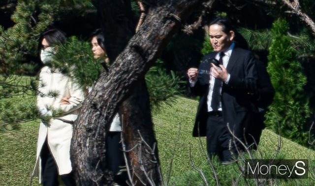 ▲ 홍라희 전 삼성미술관 리움 관장, 이부진 호텔신라 대표이사 사장, 이재용 삼성전자 회장