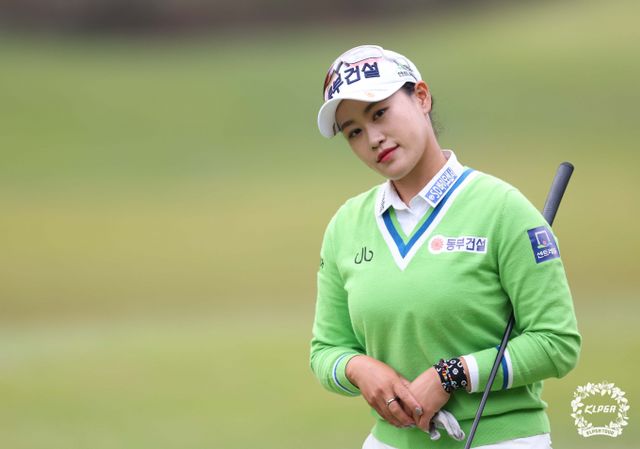 지한솔이 KLPGA 투어 덕신EPC·서울경제 레이디스 클래식 정상에 올랐다. /사진= KLPGA