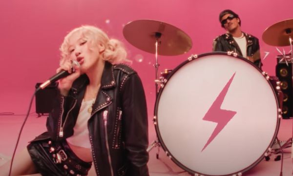 로제의 이번 신곡은 전 세계적으로 선풍적인 인기를 끌고 있다. /사진=유튜브 캡처