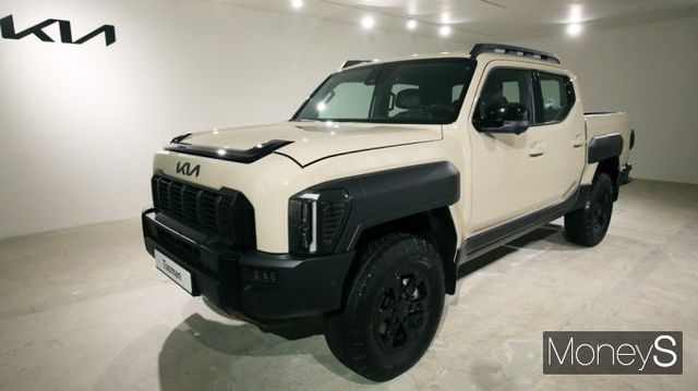 기아 타스만이 사우디 제다 모터쇼에서 글로벌 공개됐다. /사진=임한별 기자