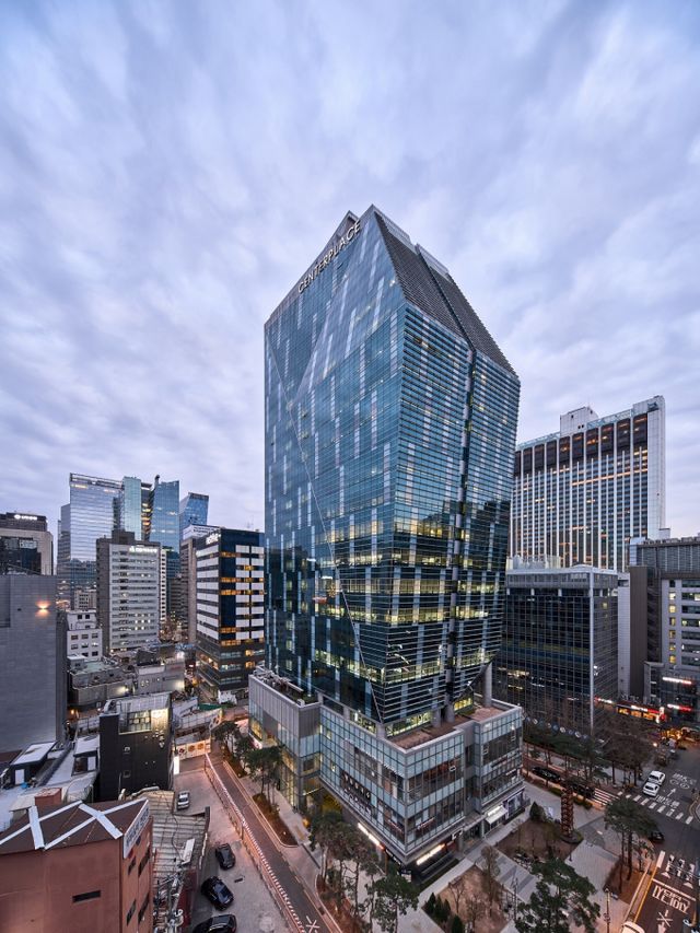 HL홀딩스 자회사 HL리츠운용이 서울 핵심 업무 권역(CBD) 소재 '센터플레이스(Centerplace)'를 매입했다./사진=HL리츠운용