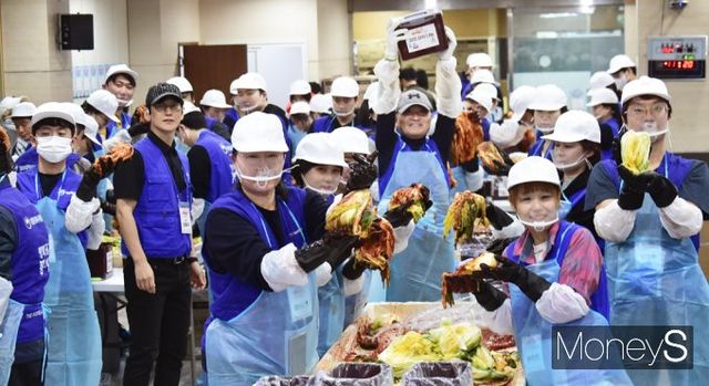 ▲ 직접담근 김치로 사랑 실천해요