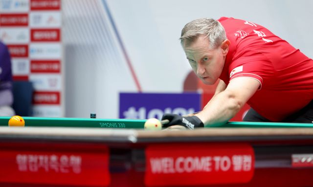 SK렌터카와 NH농협카드가 지난 8일 경기 고양시 고양 킨텍스 PBA 스타디움서 열린 '웰컴저축은행 PBA 팀리그 2024-2025' 3라운드에서 연패를 끊어내며 3라운드 첫 승을 올렸다. 사진은 SK렌터카 에디 레펀스의 경기 모습. /사진=PBA 