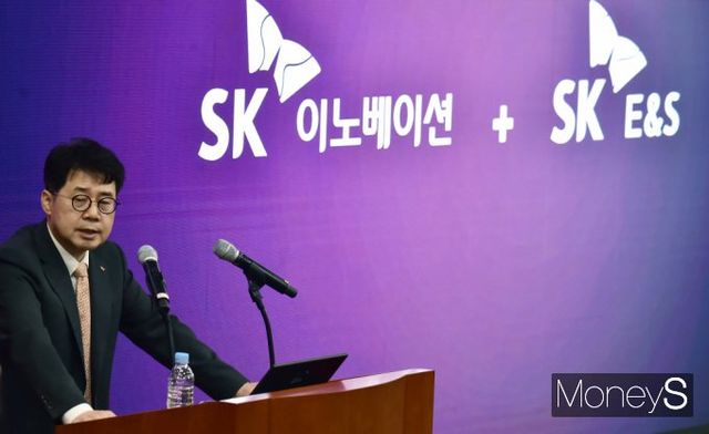 박상규 SK이노베이션 사장이 SK이노베이션·SK E&S 합병, SK온·SK트레이딩인터네셔널·SK엔텀' 합병관련 기자간담회에 참석, 합병 배경 및 추진 방향 등을 설명하며 질의응답 시간을 가졌다 /사진=임한별 기자