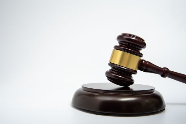 근무시간 외 도박행위를 한 금융그룹 계열사 직원에 대해 법원은 해고가 정당하다고 판단했다. 사진은 기사 내용과 무관. /사진=이미지투데이 