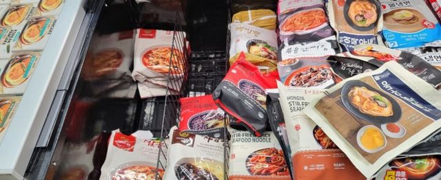 미국 H마트에서 컬리 단독 상품이 판매되고 있다. /사진=컬리