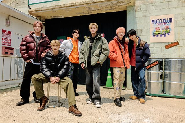 폰드그룹의 슈퍼드라이가 신세계백화점 강남점에서 팝업스토어를 운영한다. /사진=폰드그룹