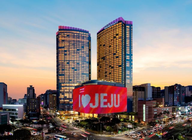 롯데관광개발이 이번 3분기 매출, 영업이익, 에비타 모두 역대 최대 실적을 기록했다. /사진=롯데관광개발