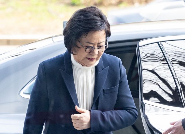 한미사이언스 최대주주 3자 연합(신동국·송영숙·임주현)이 형제(임종윤·종훈) 측의 고발 건을 비판했다. 사진은 한미사이언스 최대주주 3자 연합(신동국·송영숙·임주현) 일원인 송영숙 한미사이언스 회장. /사진=뉴스1