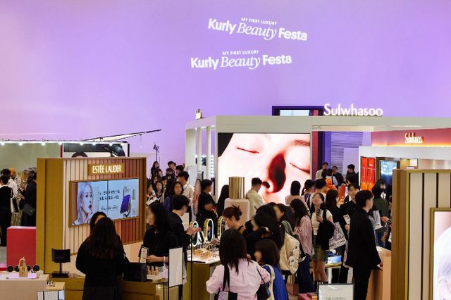 컬리가 3분기 연속 조정 상각전영업이익(EBITDA) 흑자를 기록했다. 지난달 서울 동대문구에서 뷰티컬리 페스타가 열리고 있다. /사진=컬리