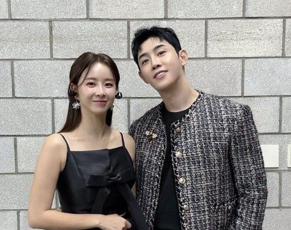 공개 열애 중인 가수 박현호와 은가은이 내년 4월 결혼한다. /사진=은가은 인스타그램