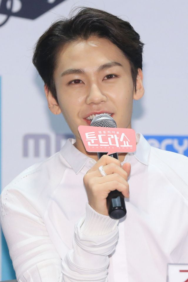 대마초 협의로 적발됐던 가수 정일훈이 가요계에 복귀했다./사진=뉴스1 