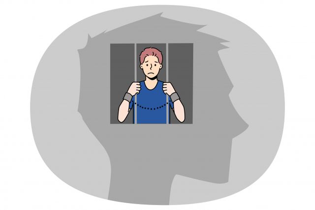 교도소에서 전직 경찰관이라며 수감자를 속이고 돈을 뜯어낸 남성이 징역형을 선고받았다./사진=이미지투데이