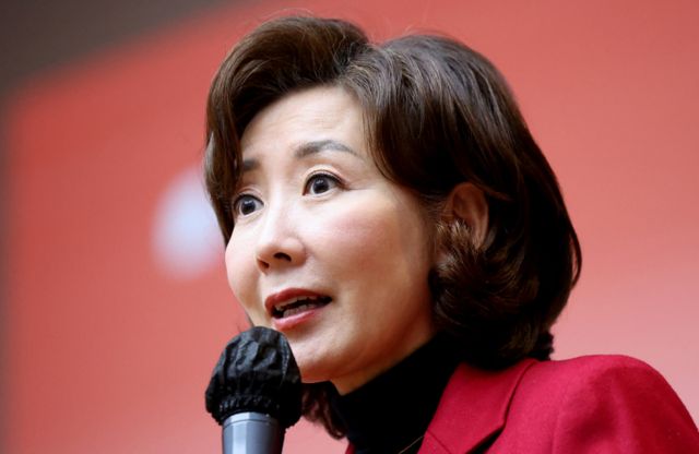 나경원 국민의힘 의원이 26일 대구 수성구 대구시교육청에서 열린 특별강연회에서 ‘인구위기 내일은 없어지나?'를 주제로 강연하고 있다./사진-뉴시스