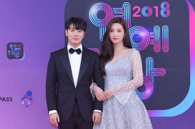  걸그룹 라붐 출신 율희(26)가 전 남편인 FT아일랜드 최민환(31)에게 양육권 및 위자료·재산분할 소송을 제기했다. 사진은 최민환과 율희. /사진=KBS 제공