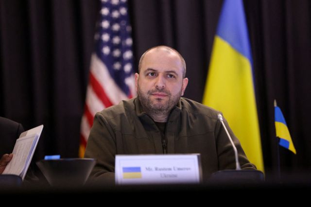 우크라이나군이 북한군과 최근 몇 차례 소규모 교전을 벌였다고 알렸다. 사진은 루스템 우메로우 우크라이나 국방장관이 지난 3월19일 독일 람슈타인 미젠바흐에 있는 미군 람슈타인 공군 기지에서 우크라이나 국방 연락 그룹 회의에 참석한 모습. /사진=로이터