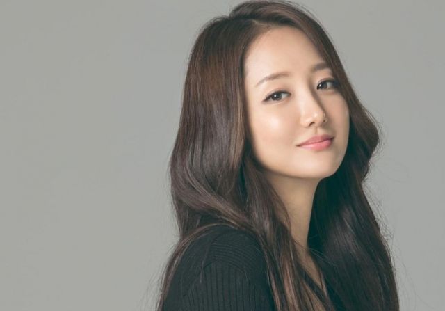 남편과 사별한 배우 사강이 일상을 공개한다. /사진=사강 인스타그램