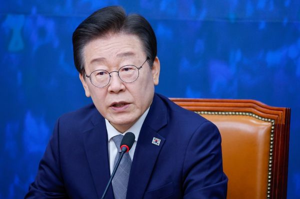 이재명 더불어민주당 대표가 윤석열 대통령 발언에 대해 "국민께서 그렇게 흔쾌히 동의할 만한 내용은 아닌 것 같다"는 입장을 밝혔다. 사진은 지난 6일 서울 여의도 국회에서 열린 최고위원회의에 참석해 발언하는 이 대표의 모습. /사진=뉴스1