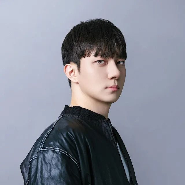 대세 게이 유튜버 김똘똘이 고등학교 시절 아웃팅 당한 사실을 고백했다. /사진='김똘똘DDOLDDOL' 유튜브 캡처