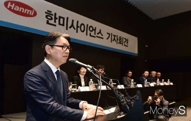 한미사이언스의 중장기 성장 전략 등에 대한 주주들의 반응이 주목된다. 사진은 지난 7일 기자간담회에 참석한 임종훈 한미사이언스 대표. /사진=임한별 기자