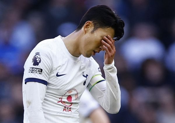 토트넘 홋스퍼가 주장 손흥민(32)을 대체할 수 있는 윙어 영입을 노리고 있다는 현지 보도가 나왔다. /사진=로이터