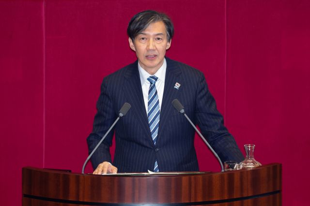 개혁신당이 실형을 선고받은 조국 조국혁신당 대표를 비판했다. 사진은 지난 11일 서울 여의도 국회에서 본회의에 참석한 조국 조국혁신당 대표의 모습. /사진=뉴스1