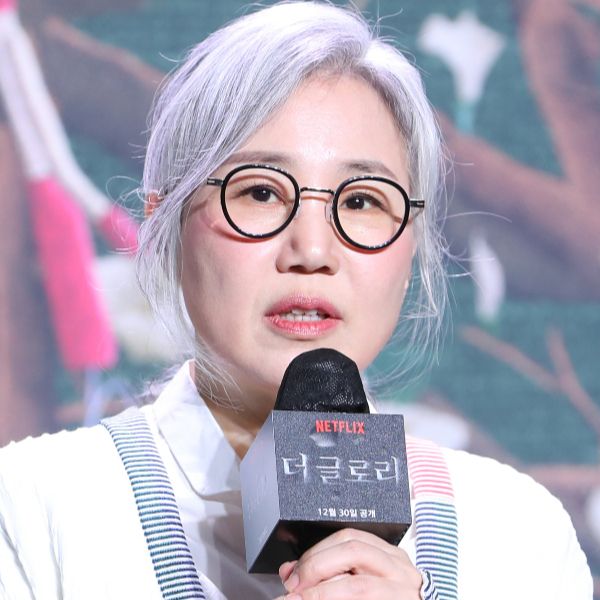 스타 작가 김은숙이 윤석열 대통령 탄핵을 촉구했다. 사진은 김은숙 작가가 2022년 12월 20일 서울 종로구 JW 메리어트 동대문 스퀘어 서울에서 열린 넷플릭스 드라마 '더 글로리' 제작발표회에 참석한 모습. /사진=뉴스1