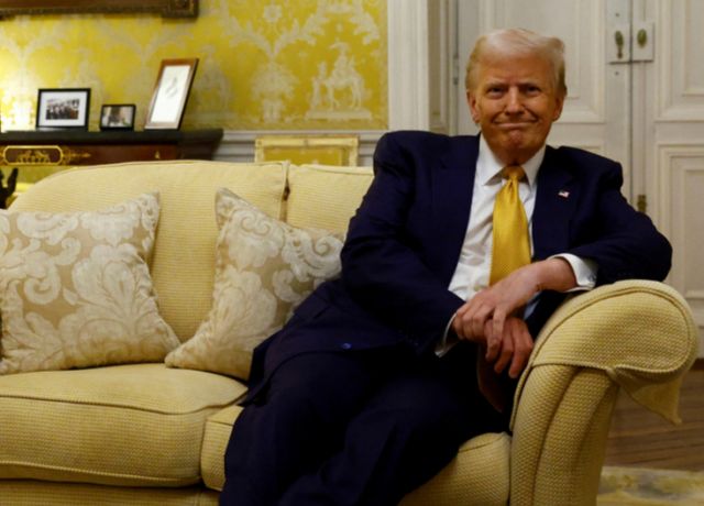 트럼프 미국 대통령 당선인이 우크라이나 전쟁 조기 종식에 대한 의지를 밝히면서 김정은 북한 국무위원장과의 우호관계를 강조했다. 사진은 지난 7일(현지시각) 영국 대사관에서 윌리엄 왕자와 만난 트럼프 당선인. /사진=로이터