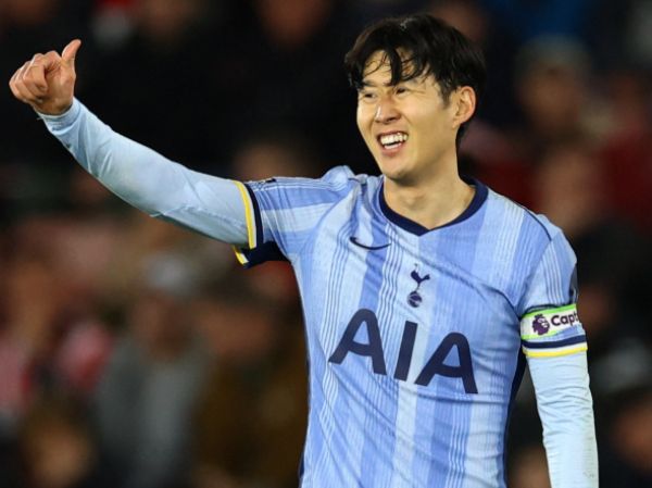 토트넘의 손흥민이 젊은 선수들을 독려했다. 사진은 손흥민이 15일(현지시각) 영국 사우샘프턴의 세인트 메리즈 스타디움에서 열린 EPL 사우샘프턴과 경기서 2경기 연속골인 시즌 6호골을 터트린 뒤 기뻐하는 모습. /사진=로이터
