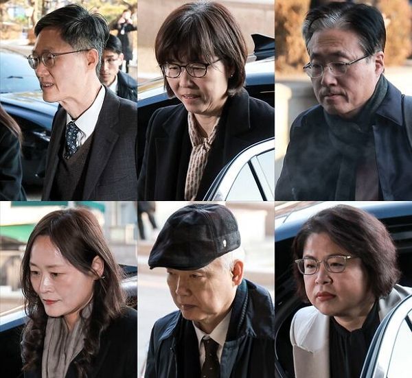 헌재는 윤석열 대통령에게 오는 23일까지 탄핵심판 답변서를 제출하라고 요청했다. 사진은 왼쪽부터 시계방향으로 문형배 헌재소장 권한대행, 이미선, 김형두, 김복형, 정형식, 정정미 헌법재판관. /사진=뉴시스