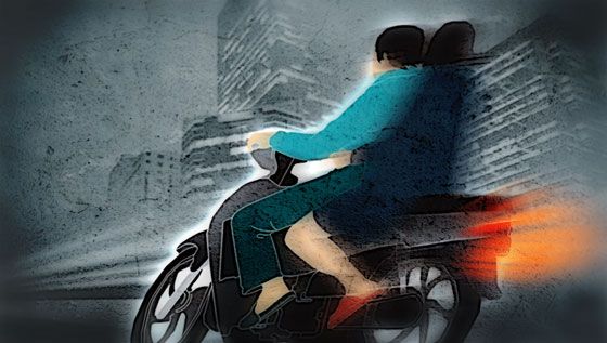 도심에서 오토바이로 난폭 운전을 즐기다가 동료들이 도망칠 수 있도록 순찰차와 추돌사고를 일으킨 폭주족이 항소심에서도 실형을 선고받았다./삽화=머니투데이