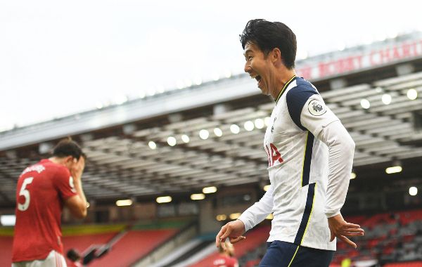 토트넘 홋스퍼 손흥민이 최근 이적설이 불거졌던 맨체스터 유나이티드와 2024-25시즌 카라바오컵(리그컵) 8강전에서 맞붙는다. 