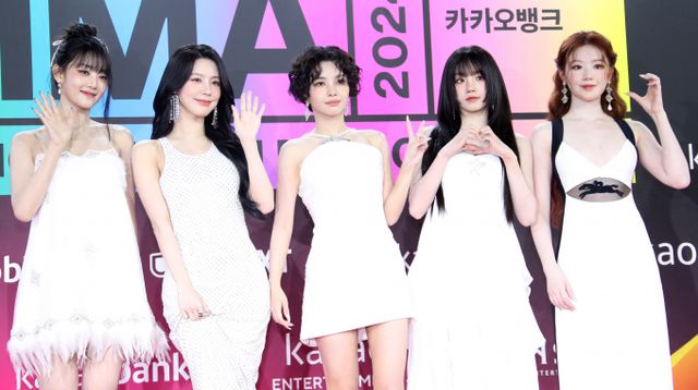 그룹 (여자)아이들이 현 소속사 큐브엔터테인먼트와 재계약했다. 사진은 지난달 30일 인천 중구 운서동 인스파이어 아레나에서 열린 '제16회 멜론뮤직어워즈(MMA)' 레드카펫 행사에 참석한 걸그룹 (여자)아이들. /사진=뉴스1