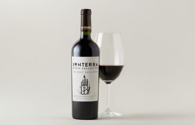 아영FBC가 '본테라 에스테이트 콜렉션 카베르네 소비뇽'을 전국 롯데백화점에서 단독 판매한다. /사진=아영FBC