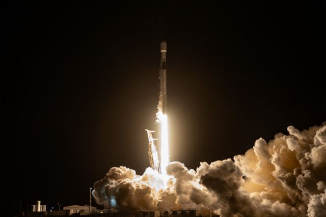  우리 군 정찰위성 3호기가 지난 21일 저녁 8시34쯤(한국시각) 미국 캘리포니아주 반덴버그 우주군 기지에서 성공적으로 발사됐다./사진=뉴시스(국방부 제공)