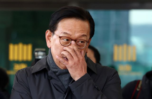 석동현 변호사가 더불어민주당이 자신을 내란선전 혐의로 고발하자 이재명 민주당 대표 등을 무고 혐의로 맞고소하겠다고 밝혔다. /사진=뉴시스