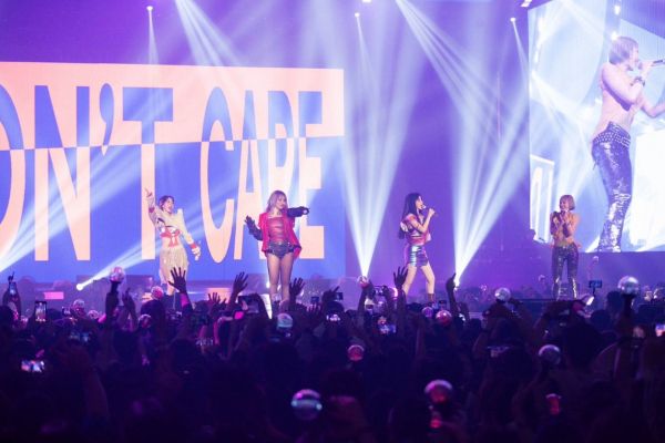 그룹 2NE1(투애니원)이 지난 10월 서울 송파구 올림픽공원 올림픽홀에서 열린 2024 아시아 투어 콘서트 '2024 2NE1 CONCERT [WELCOME BACK] IN SEOUL'에서 공연하고 있다. /사진=YG 엔터테인먼트