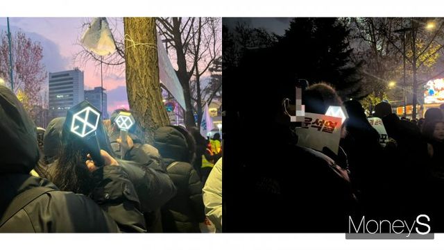 좌 엑소 에리다봉을 들고 집회에 참가한 20대, 우 엑소 에리다봉을 들고 집회에 참가한 50대의 모습./사진=박정은 기자