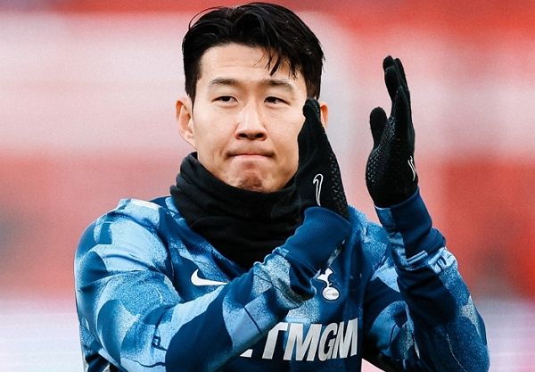 토트넘 홋스퍼 공격수 손흥민이 노팅엄 포레스트전에서 최하 평점을 받았다. 사진은 노팅엄전 전 훈련하는 손흥민의 모습. /사진=토트넘 홋스퍼 페이스북 캡처